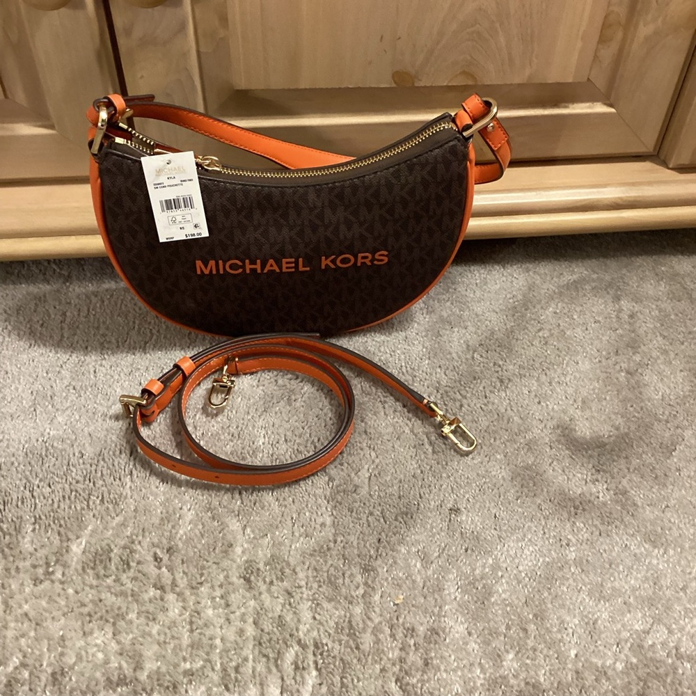 Authentic Michael Kors Bag - Picture 3 of 7